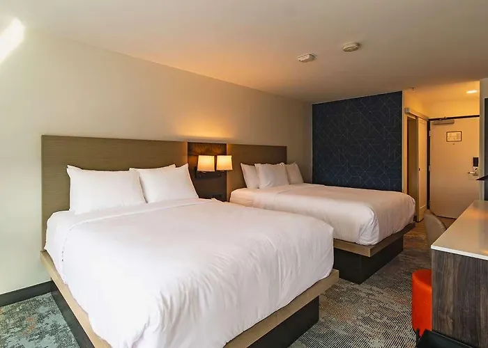 The Ellsworth Hotel, An Ascend Collection 2*